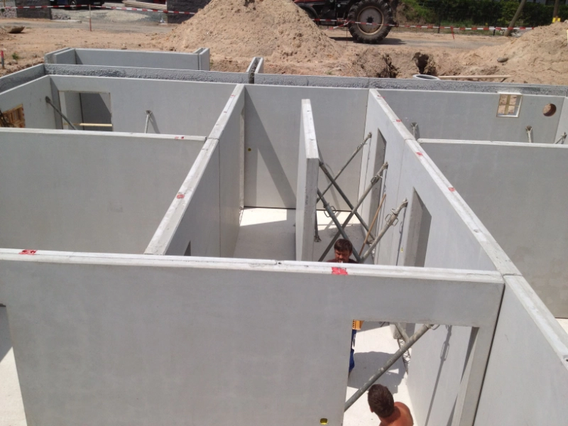 Mauer und Betonarbeiten Fertighäuser